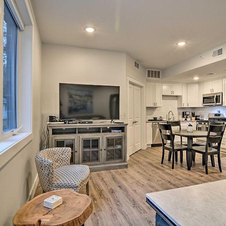 Modern Traverse City Condo About 1 Mi To Bay! Bagian luar foto