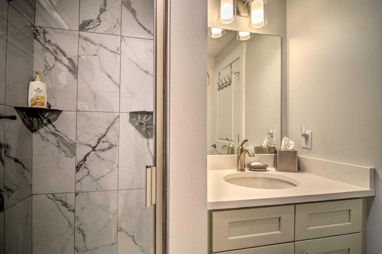 Modern Traverse City Condo About 1 Mi To Bay! Bagian luar foto